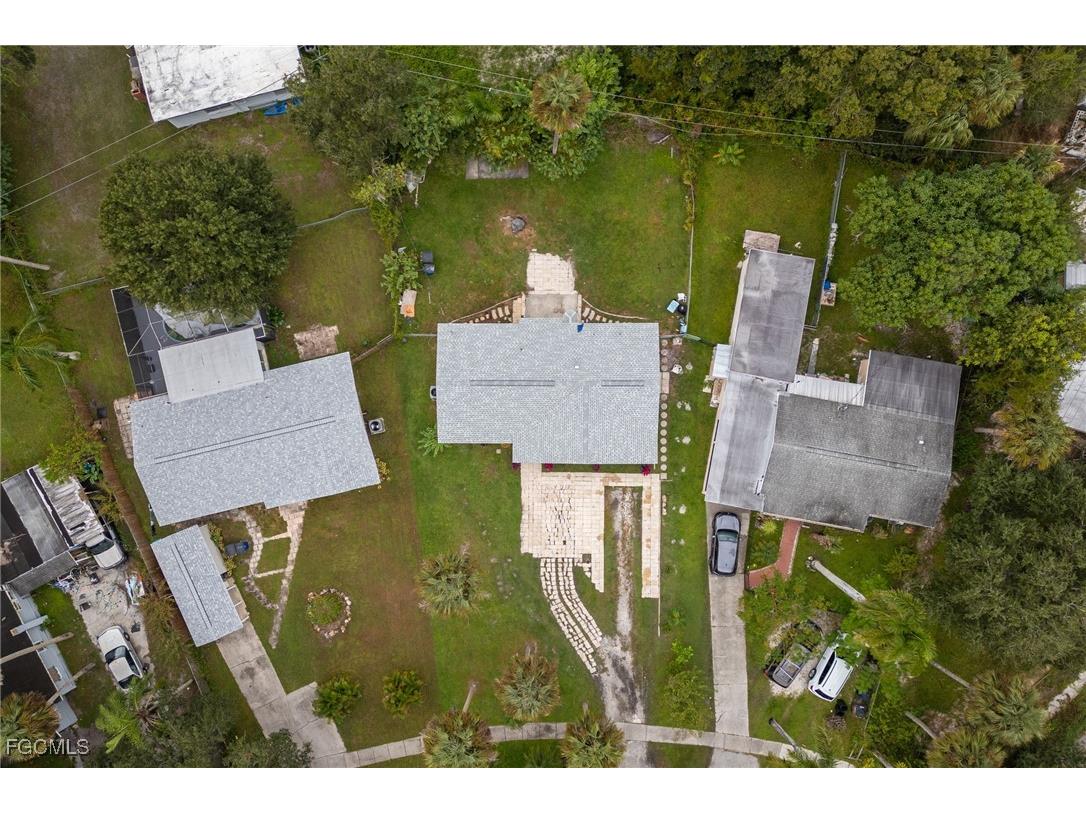 225 Avacado Court Fort Myers FL 33905 2025012890 image28