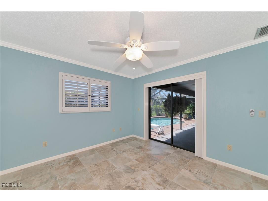 225 Brighton Court Englewood FL 34223 2025011542 image12