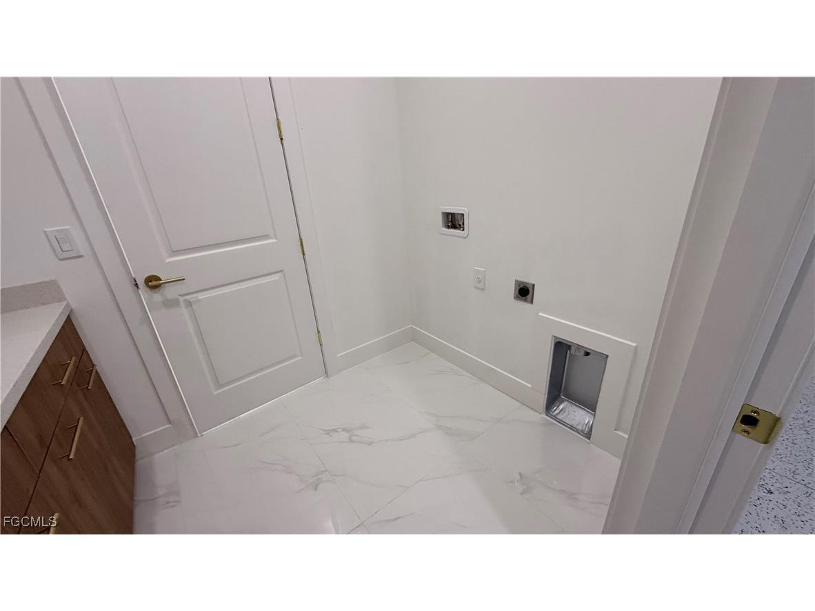 225 Chiquita Boulevard N Cape Coral FL 33993 2025016369 image20