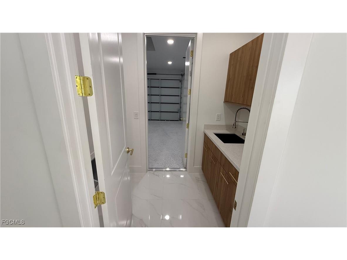 225 Chiquita Boulevard N Cape Coral FL 33993 2025016369 image21