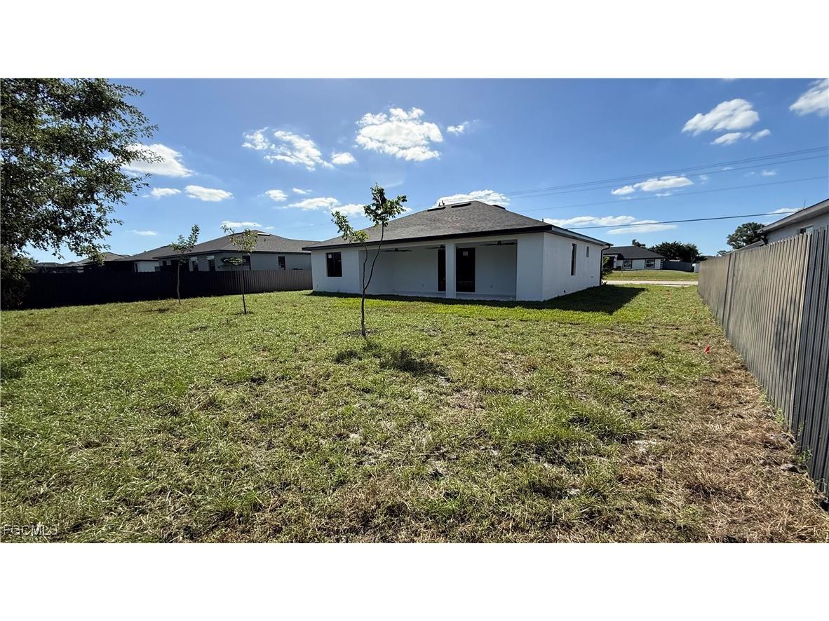 225 Chiquita Boulevard N Cape Coral FL 33993 2025016369 image4