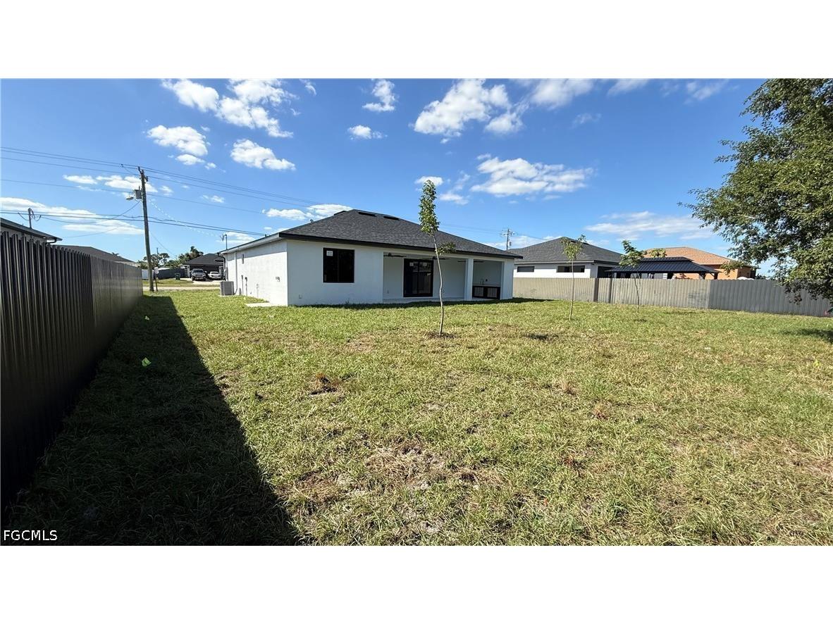 225 Chiquita Boulevard N Cape Coral FL 33993 2026019251 image5