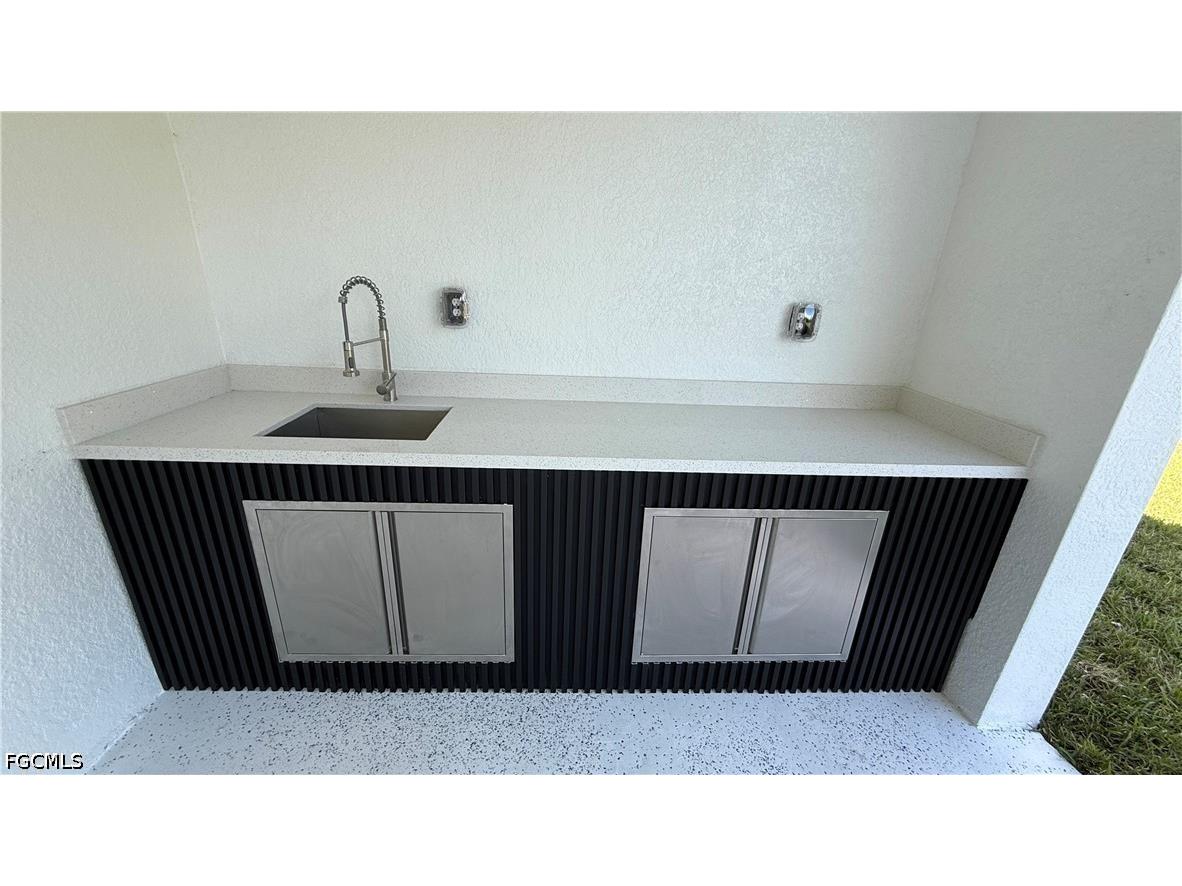 225 Chiquita Boulevard N Cape Coral FL 33993 2026019251 image8
