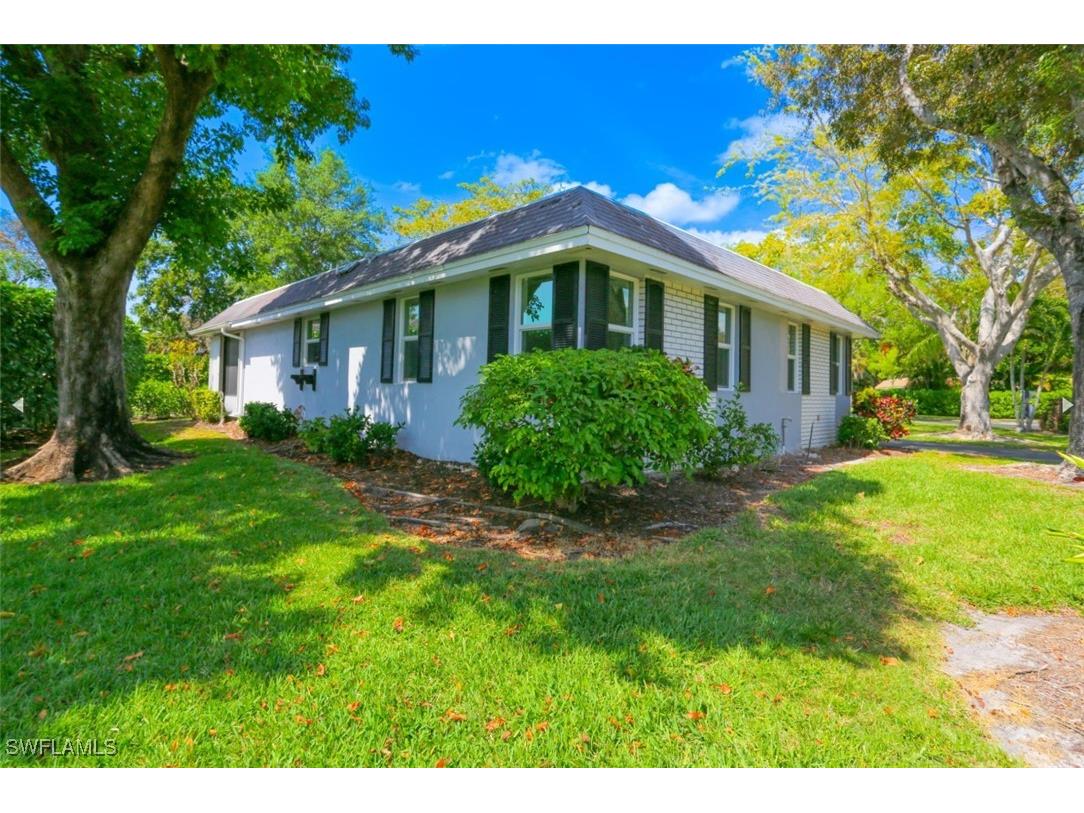 225 Georgetown Boulevard Naples FL 34112 226005675 image1