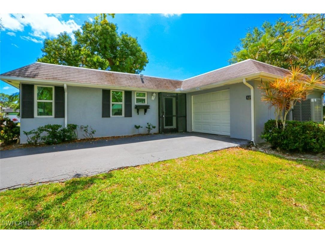 225 Georgetown Boulevard Naples FL 34112 226005675 image8