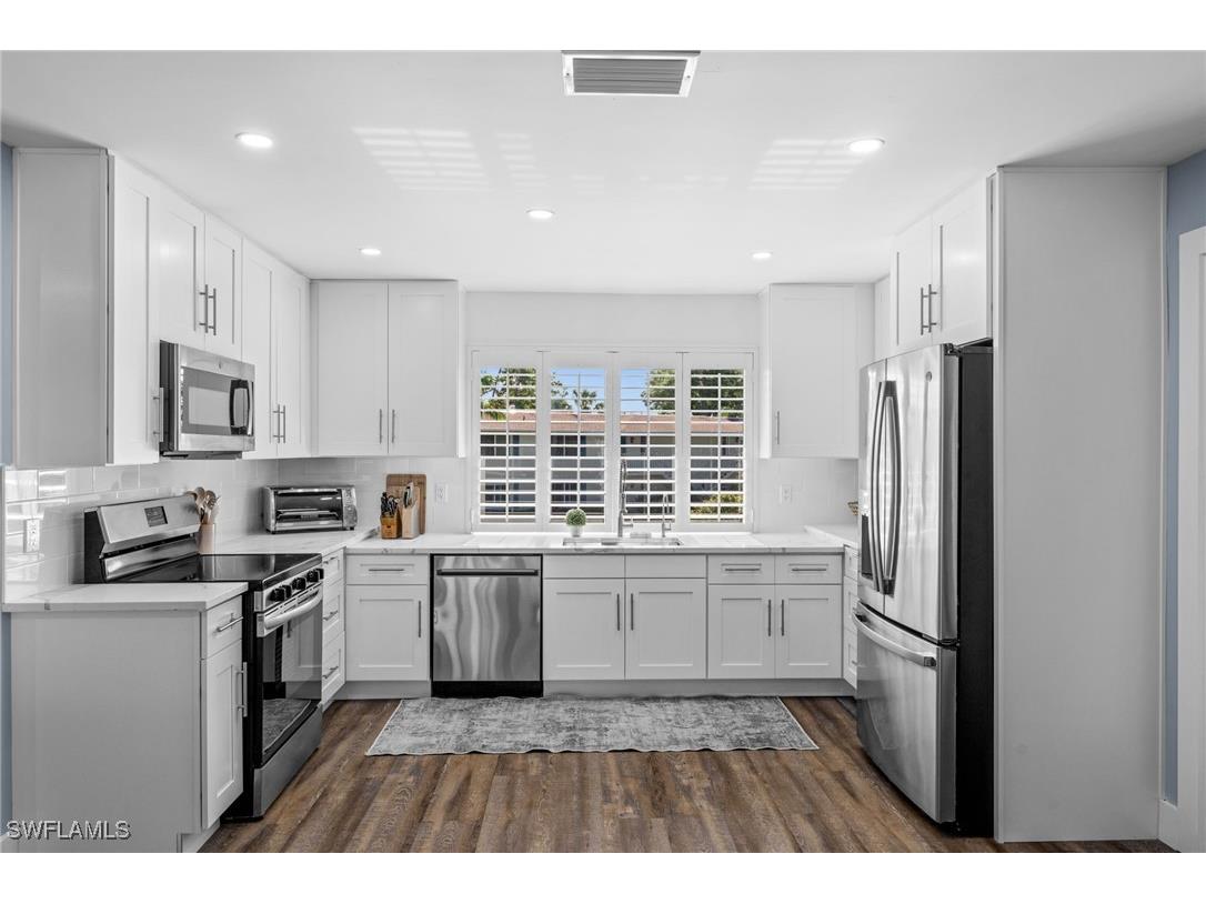 225 Memory Ln #2464 Naples FL 34112 225082993 image24