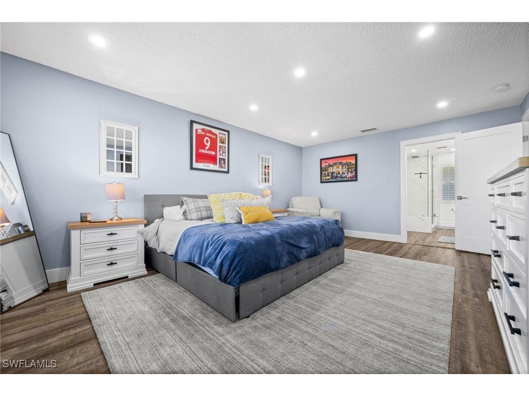 225 Memory Ln #2464 Naples FL 34112 225082993 image8