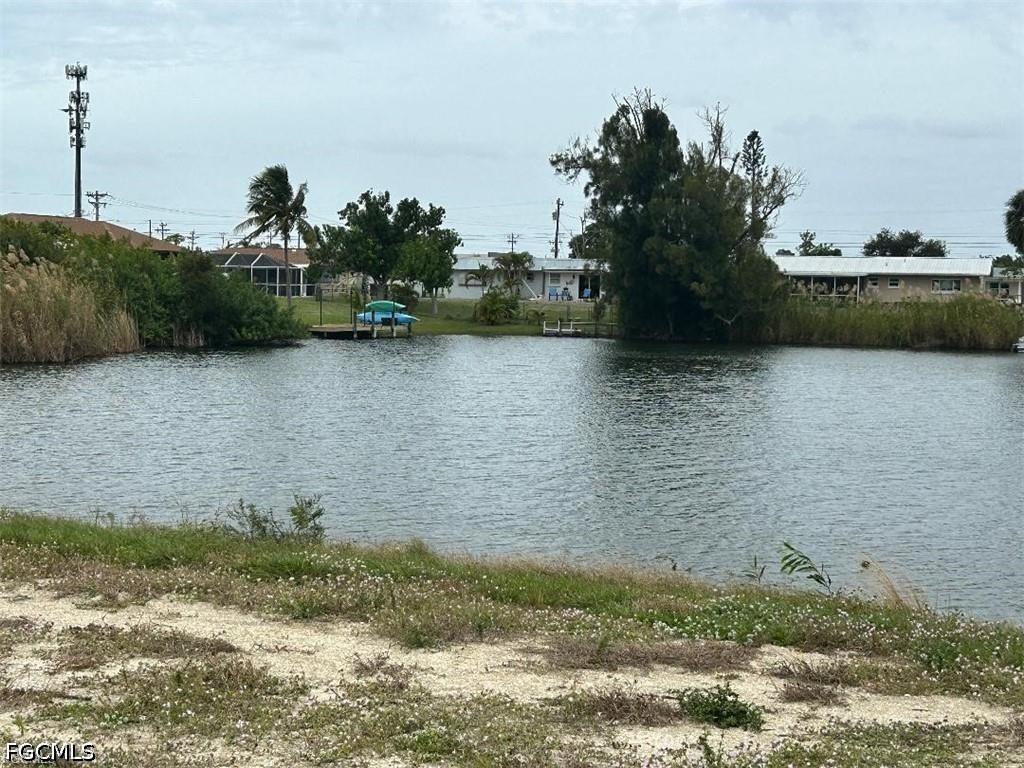 225 NE 10th Place Cape Coral FL 33909 2026018255 image3