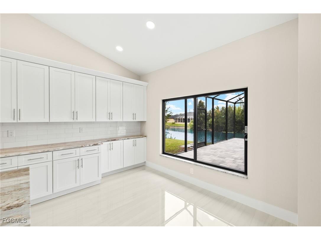 225 NE 8th Terrace Cape Coral FL 33909 2025025080 image10