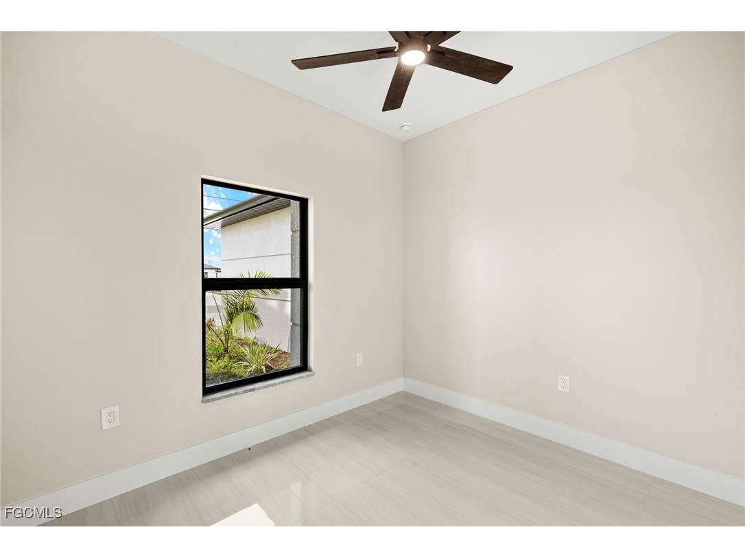 225 NE 8th Terrace Cape Coral FL 33909 2025025080 image11
