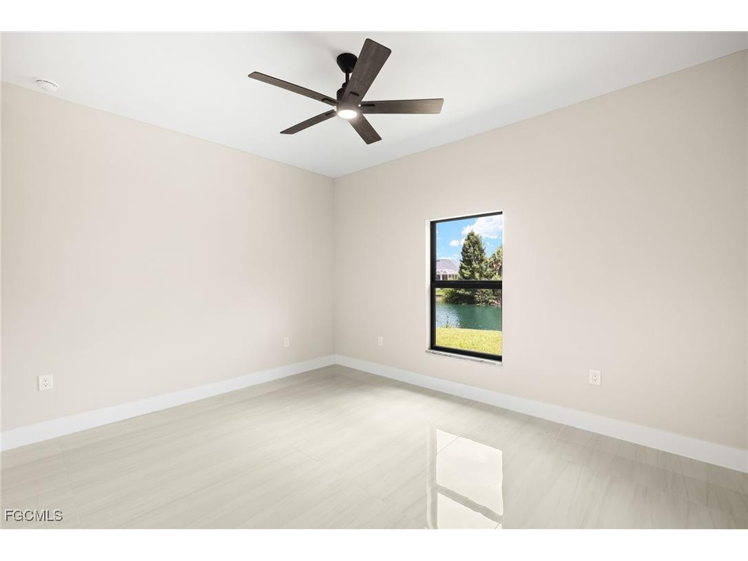 225 NE 8th Terrace Cape Coral FL 33909 2025025080 image22