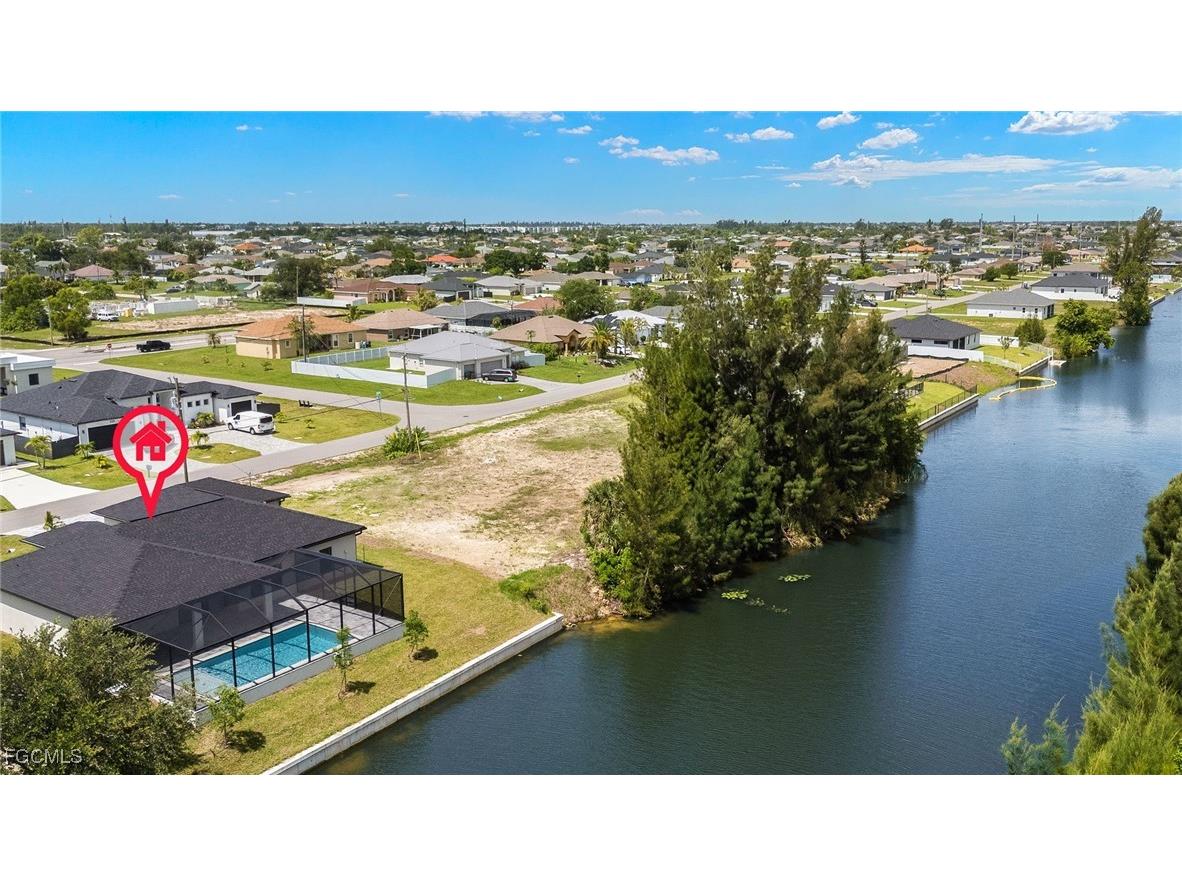225 NE 8th Terrace Cape Coral FL 33909 2025025080 image31