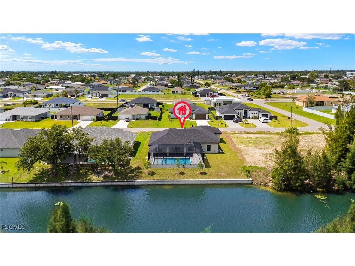 225 NE 8th Terrace Cape Coral FL 33909 2025025080 image32
