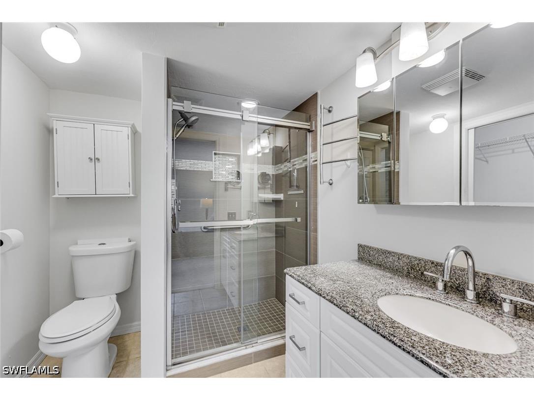 225 Robin Hood Circle #101 Naples FL 34104 226020731 image11