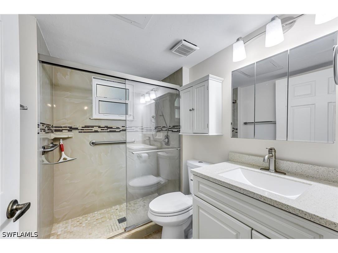 225 Robin Hood Circle #101 Naples FL 34104 226020731 image13