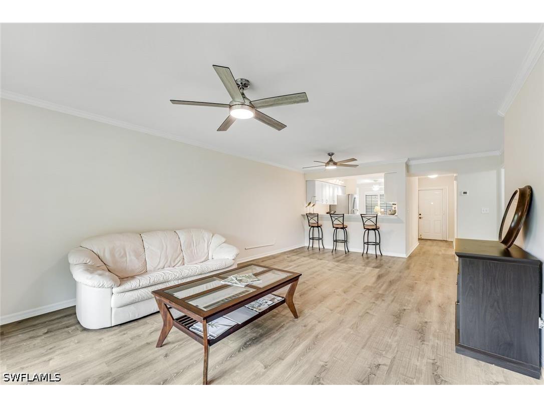 225 Robin Hood Circle #101 Naples FL 34104 226020731 image4