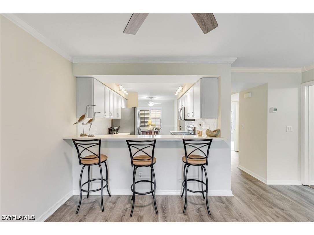 225 Robin Hood Circle #101 Naples FL 34104 226020731 image5