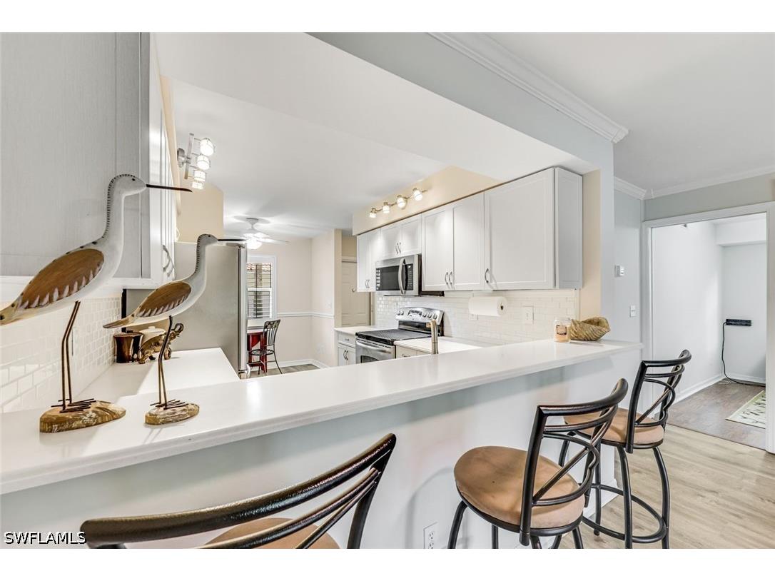 225 Robin Hood Circle #101 Naples FL 34104 226020731 image6