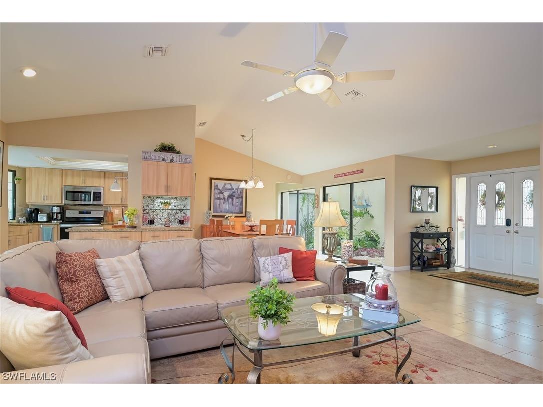 225 SE 44 Street Cape Coral FL 33904 223038757 image1