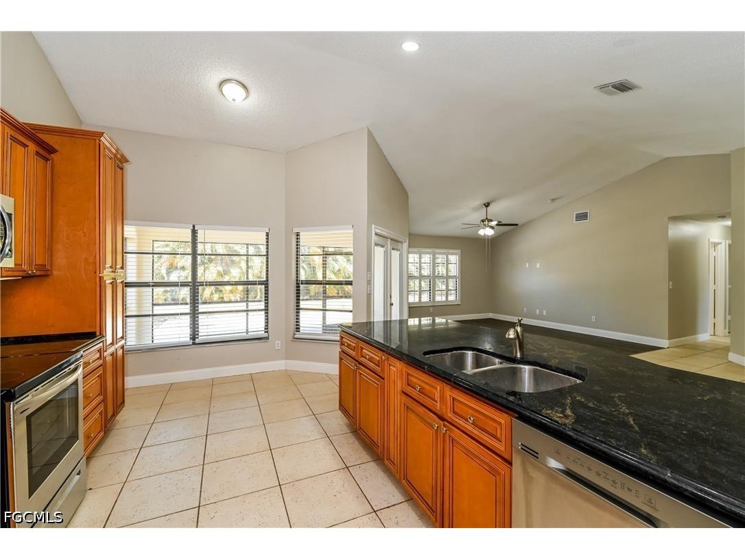 225 SW 37th Street Cape Coral FL 33914 2026021124 image5