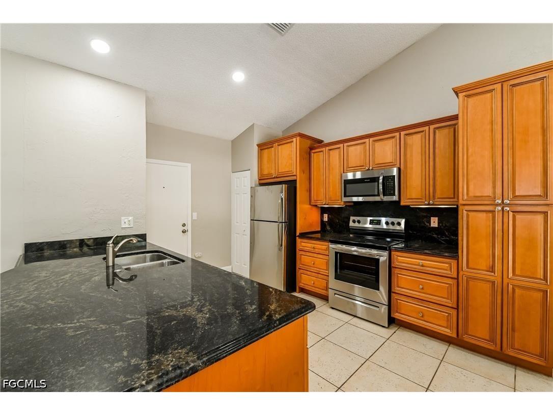 225 SW 37th Street Cape Coral FL 33914 2026021124 image6