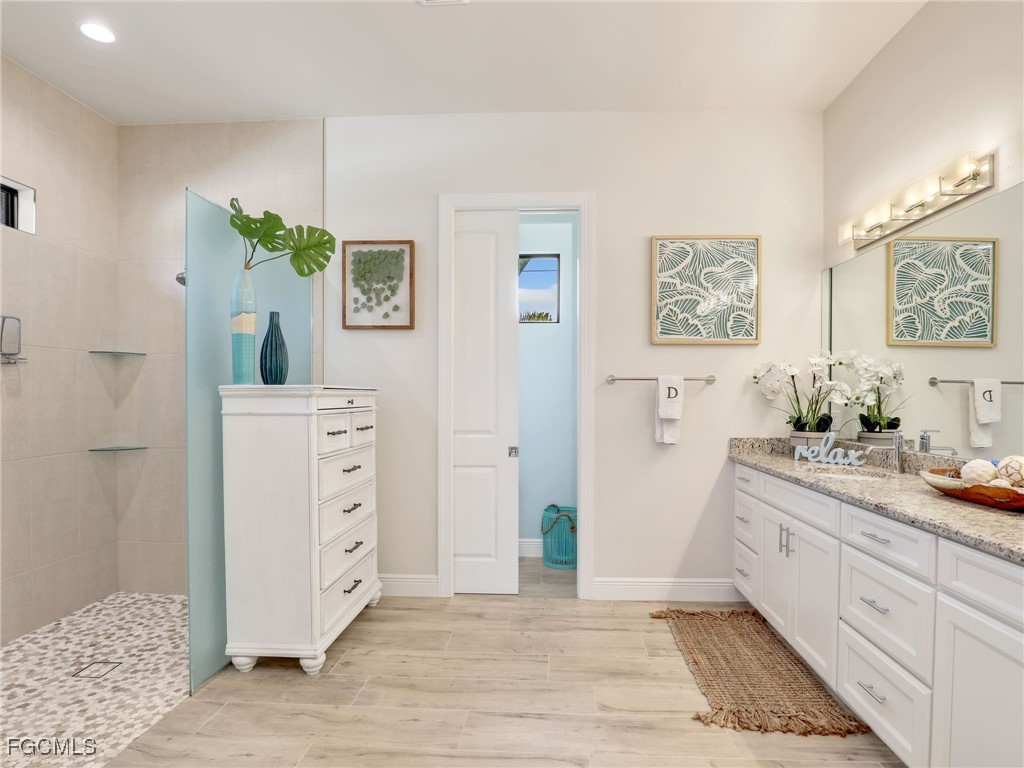 225 SW 42nd Terrace Cape Coral FL 33914 2025023498 image35