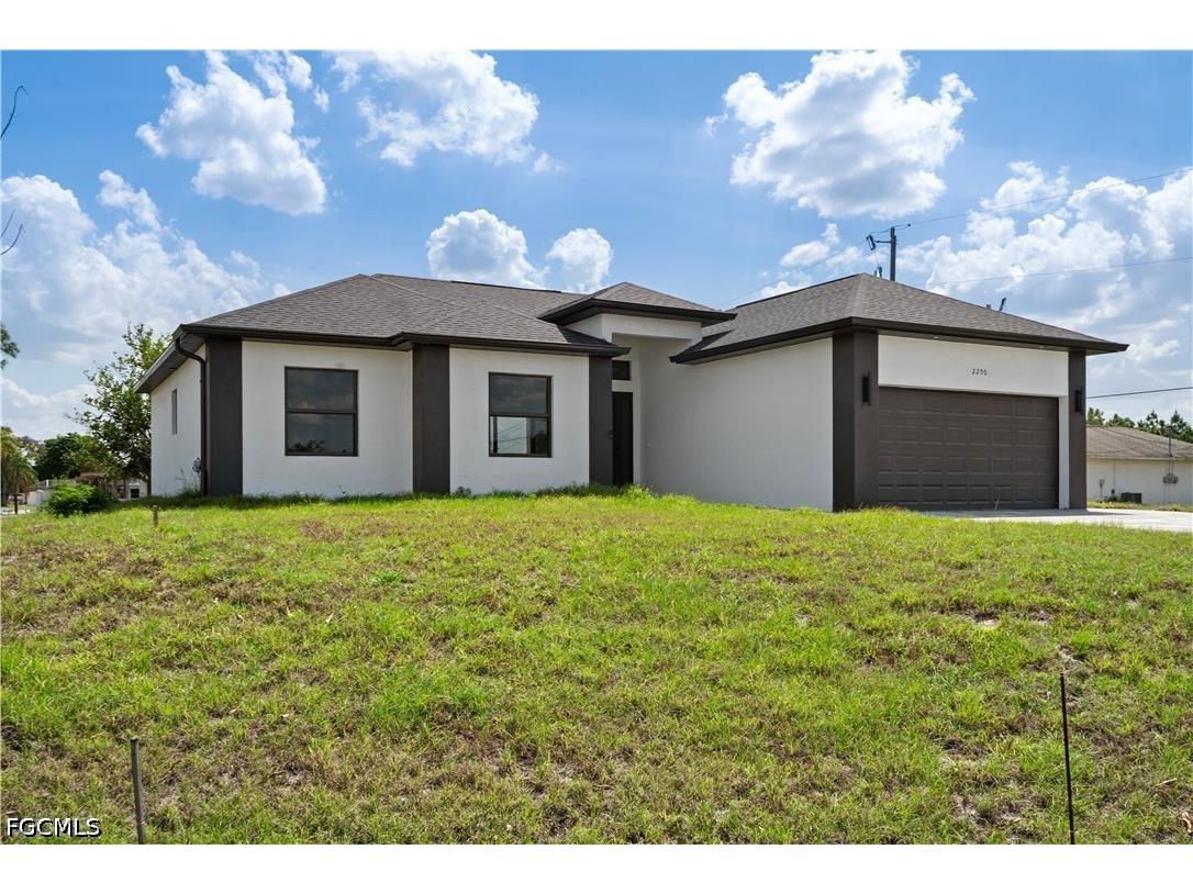 2250 10th Terrace Lehigh Acres FL 33936 2025022529 image1