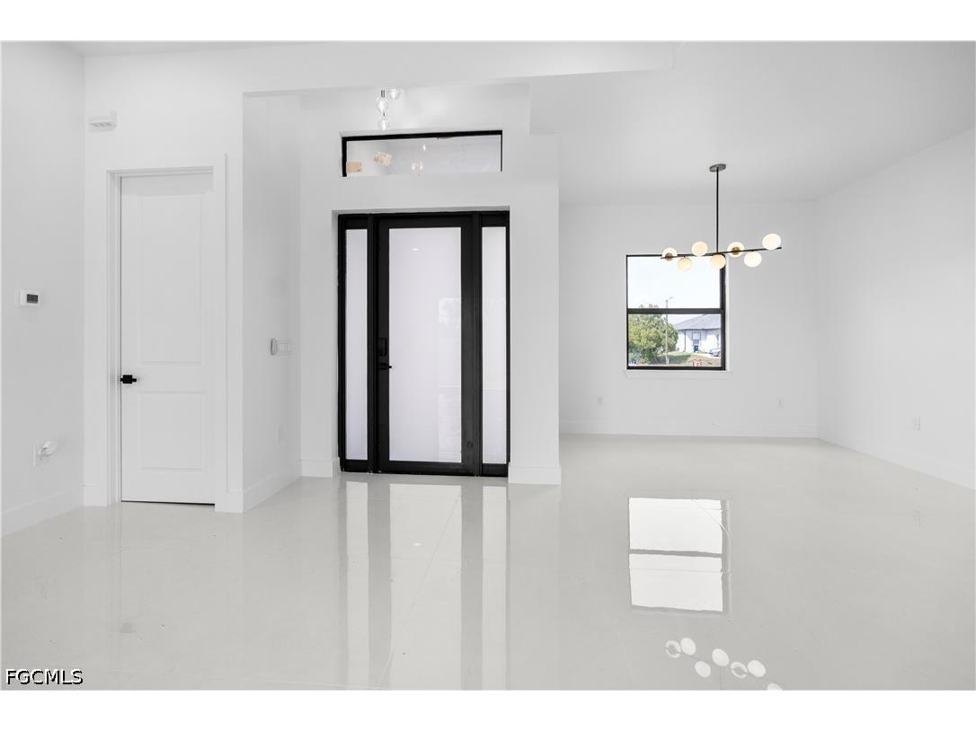 2250 10th Terrace Lehigh Acres FL 33936 2025022529 image11