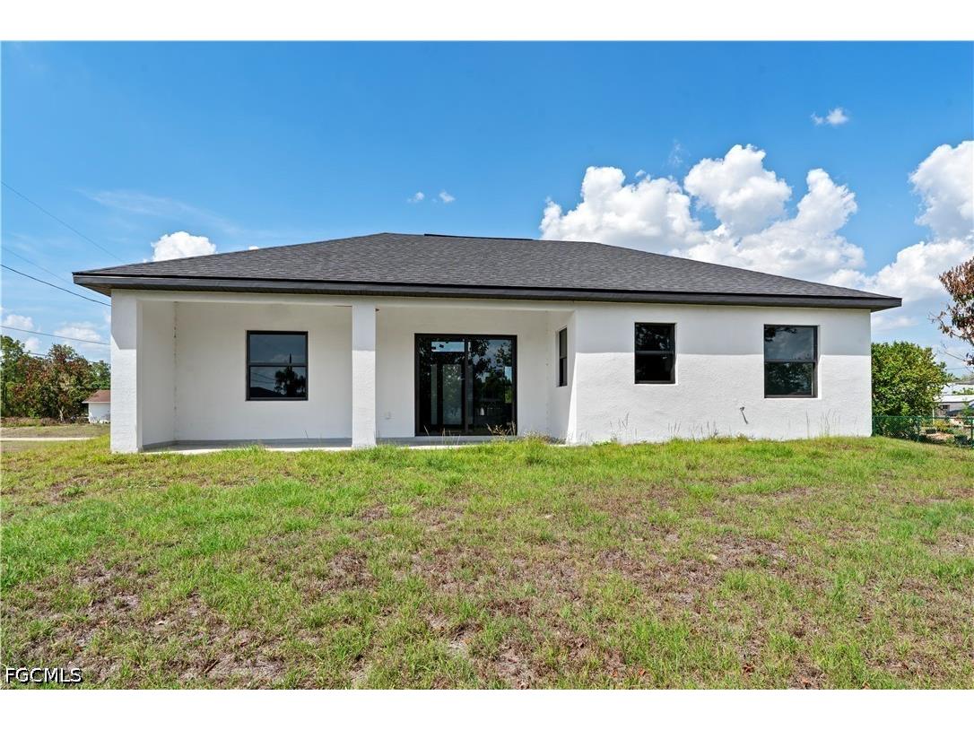2250 10th Terrace Lehigh Acres FL 33936 2025022529 image29