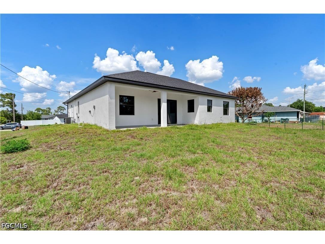 2250 10th Terrace Lehigh Acres FL 33936 2025022529 image30