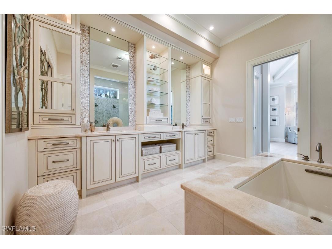 2250 Crayton Road Naples FL 34103 225070924 image25