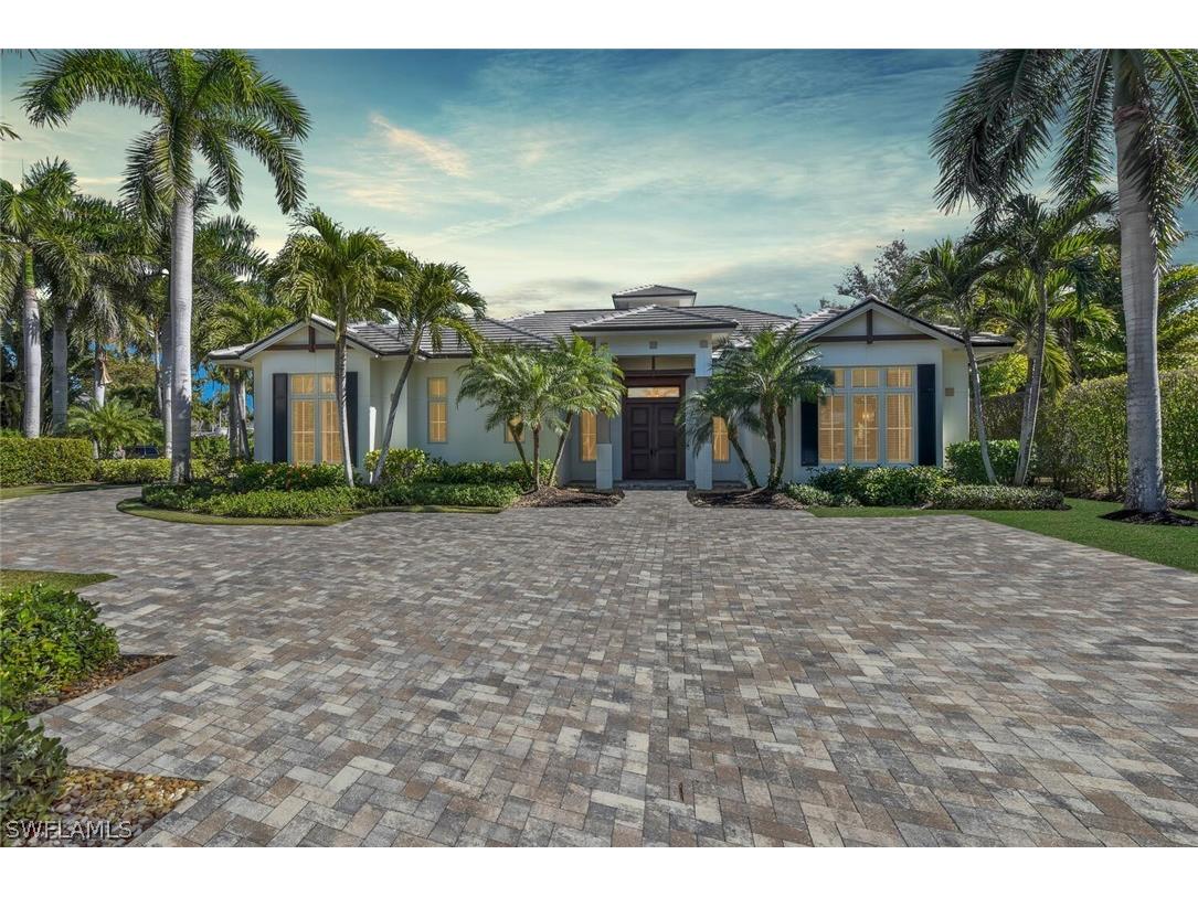 2250 Crayton Road Naples FL 34103 226005127 image1