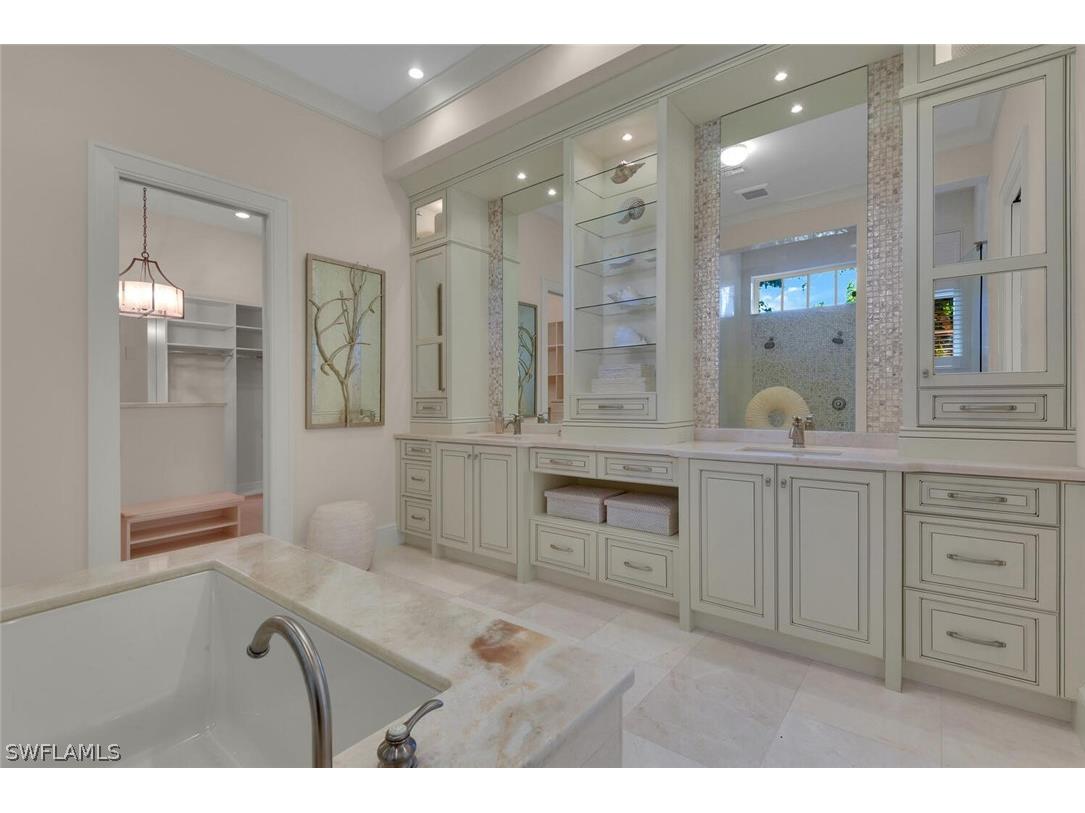 2250 Crayton Road Naples FL 34103 226005127 image33