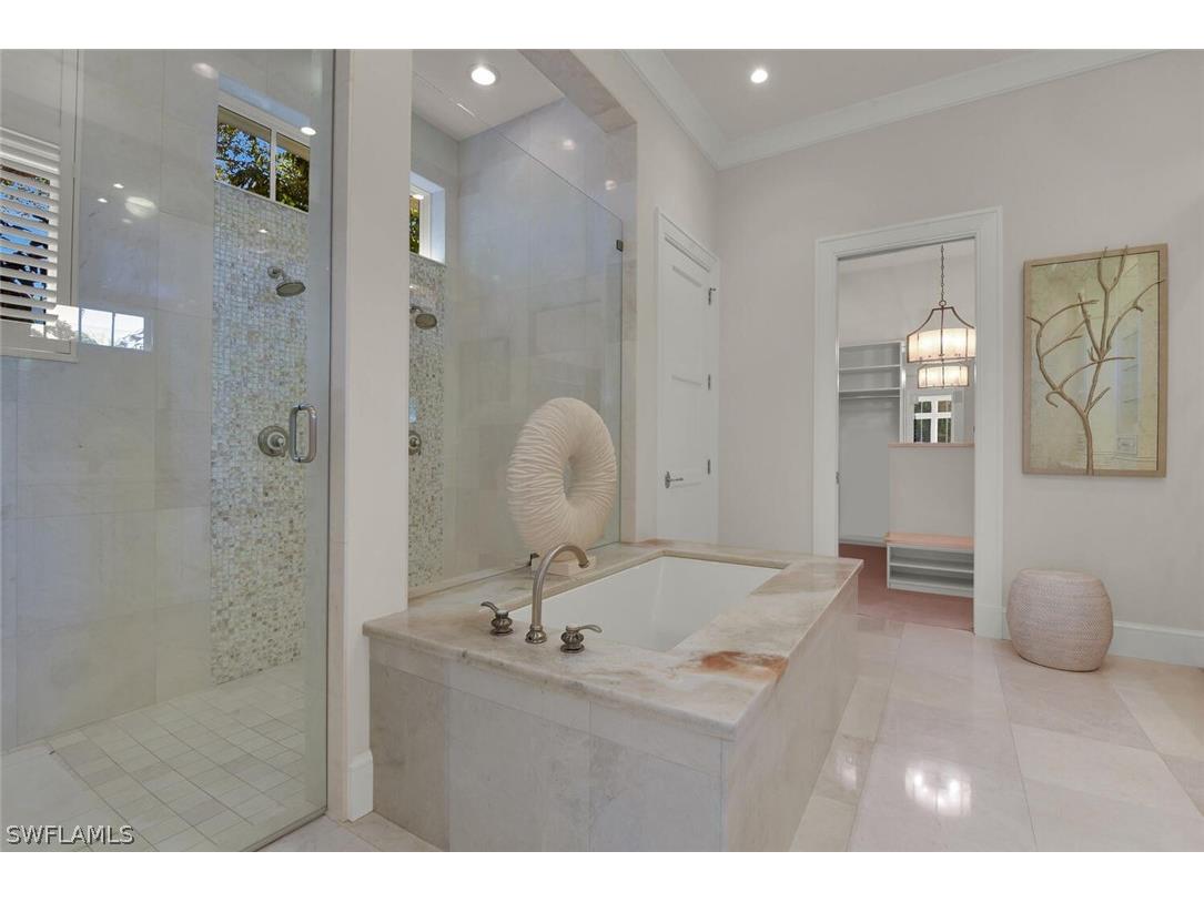 2250 Crayton Road Naples FL 34103 226005127 image34