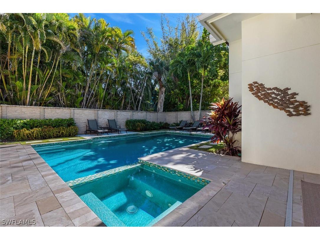 2250 Crayton Road Naples FL 34103 226005127 image7