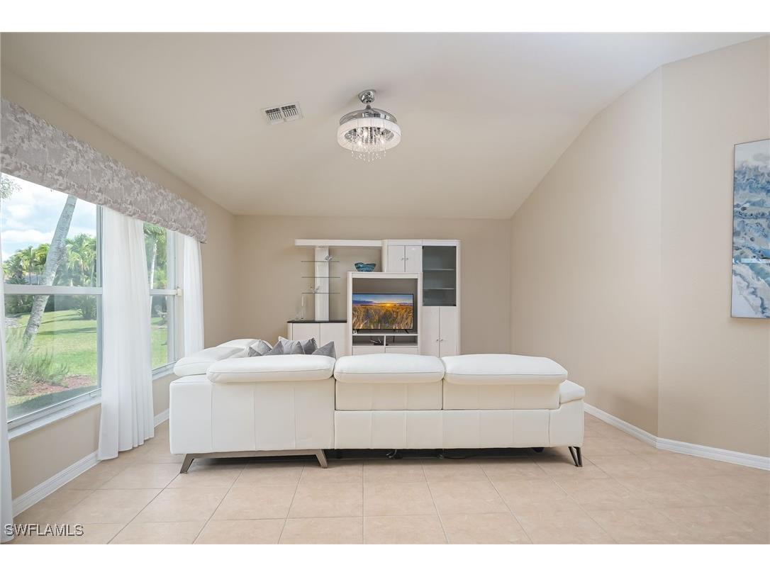 2250 Grove Drive Naples FL 34120 225071653 image5