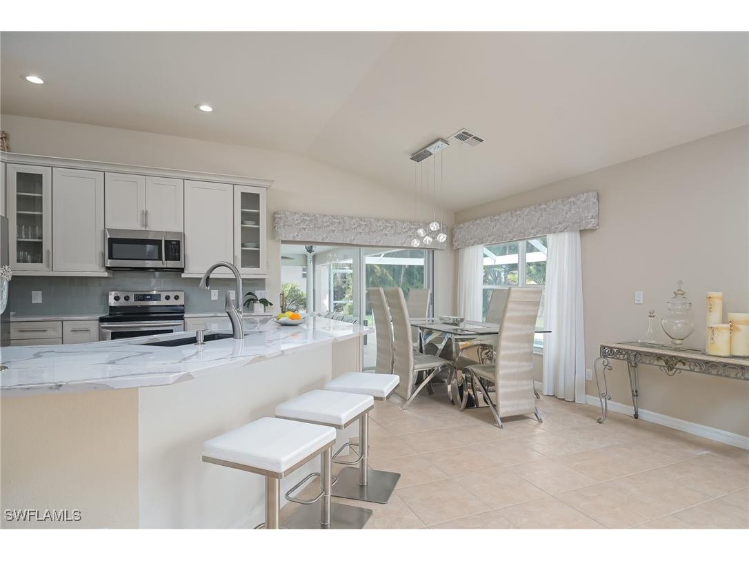 2250 Grove Drive Naples FL 34120 225071653 image7