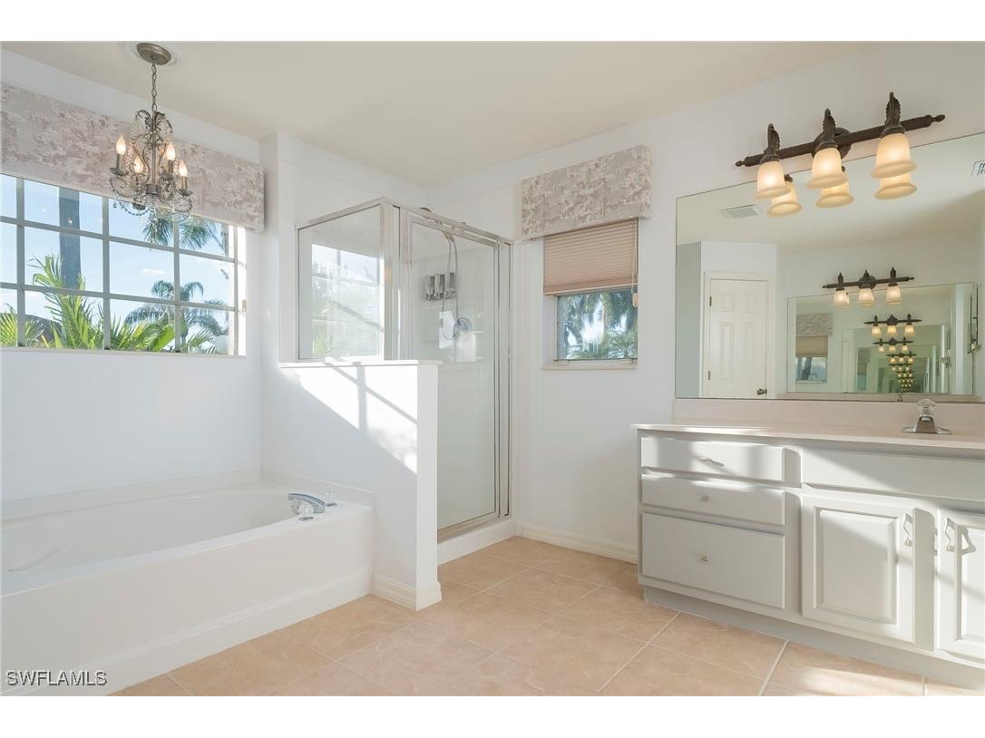 2250 Grove Drive Naples FL 34120 225079306 image21