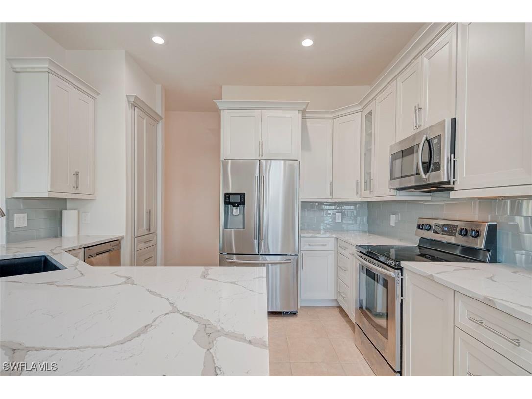 2250 Grove Drive Naples FL 34120 225079306 image9