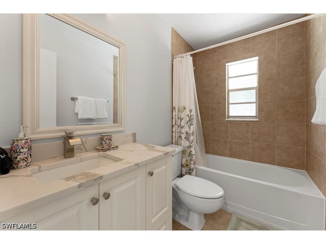 2250 Poinciana Street Naples FL 34105 226023981 image18