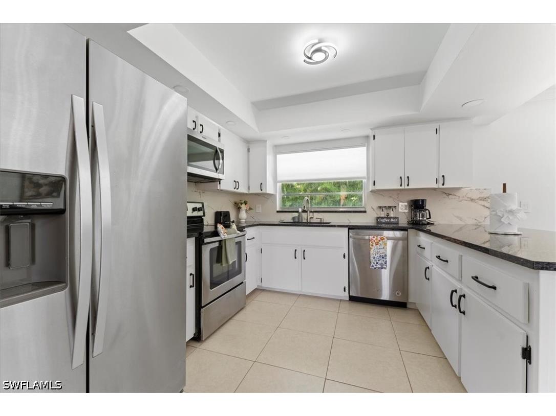 2250 Poinciana Street Naples FL 34105 226023981 image7