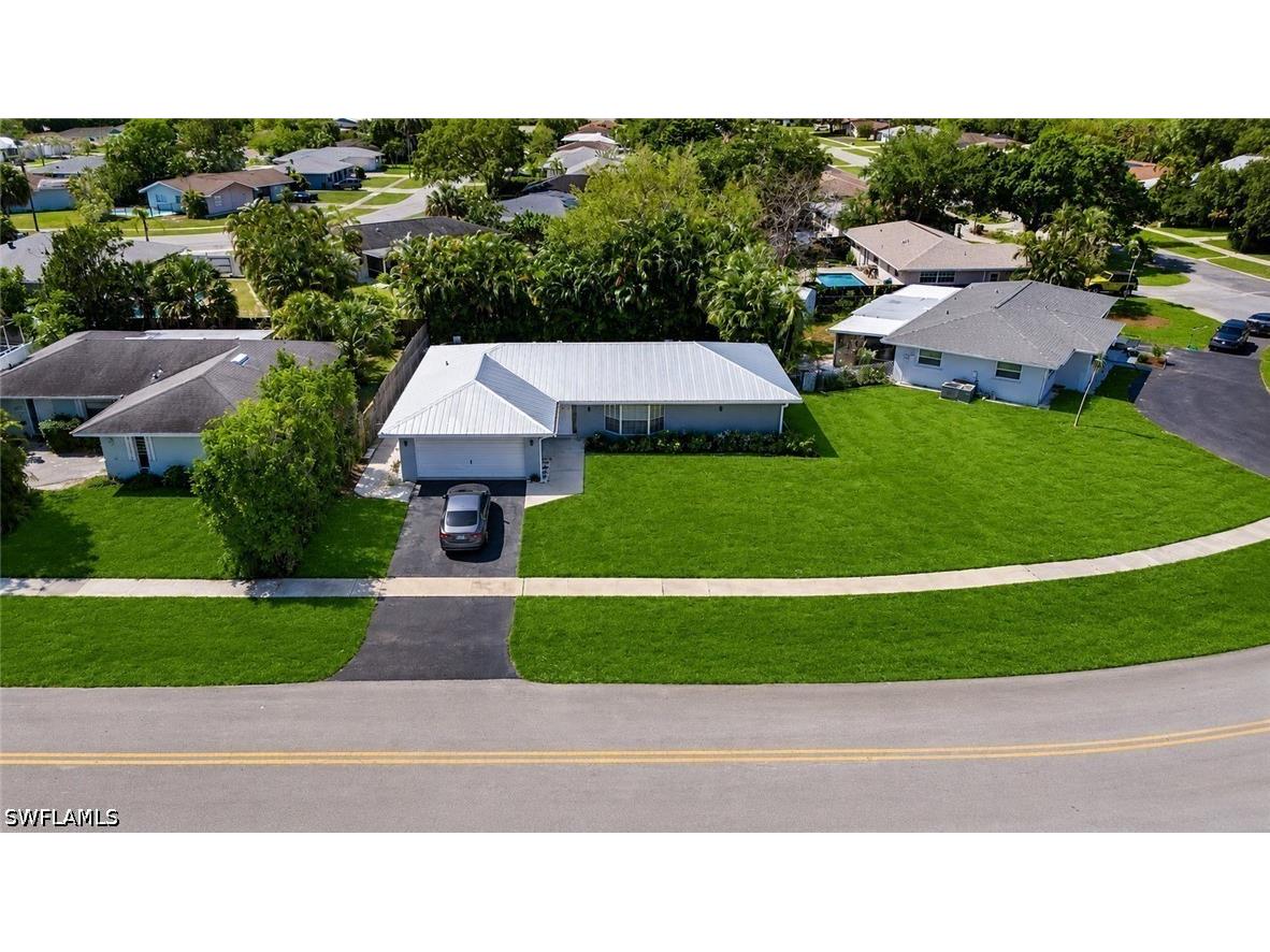 2250 Poinciana Street Naples FL 34105 226023981 image8