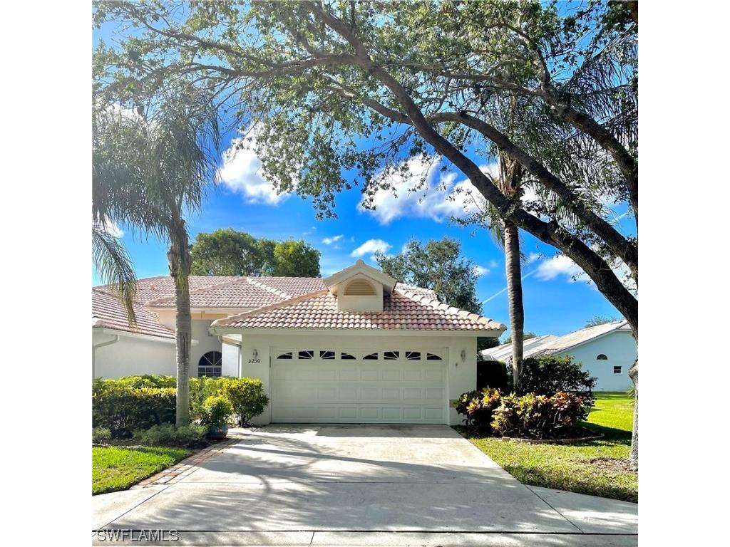 2250 Stacil Circle #36 Naples FL 34109 222089831 image1