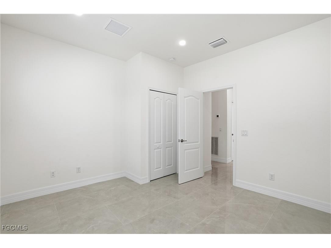 2251 Dancy Street Naples FL 34120 2025023936 image22