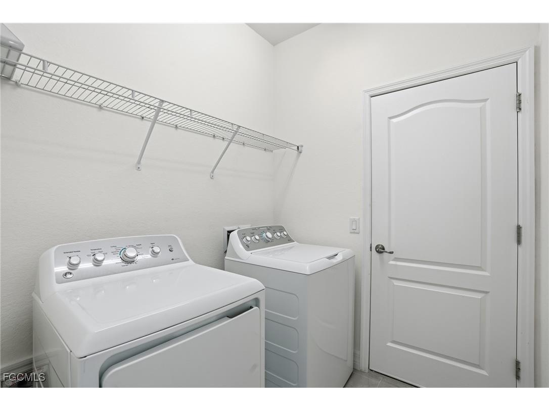 2251 Dancy Street Naples FL 34120 2025023936 image26