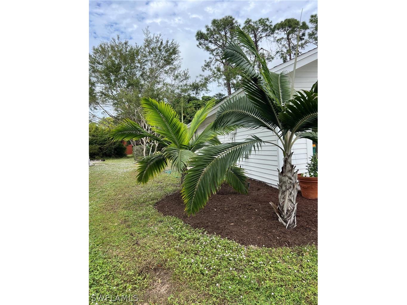 2251 Queens Way E Naples FL 34112 226012501 image2