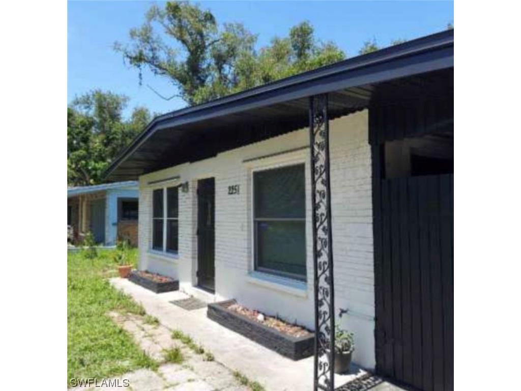 2251 Royal Palm Avenue Fort Myers FL 33901 223052240 image1