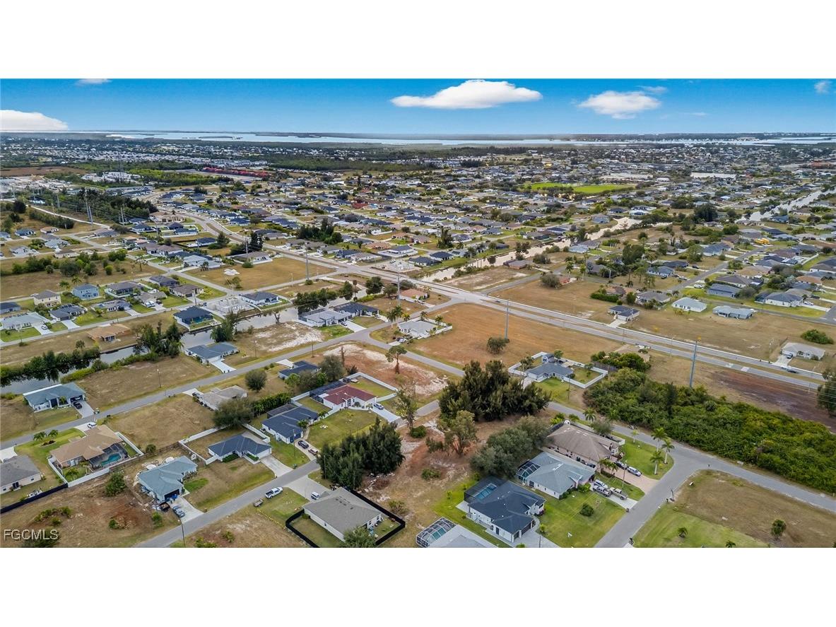 2251 SW 1st Street Cape Coral FL 33991 2026000471 image17