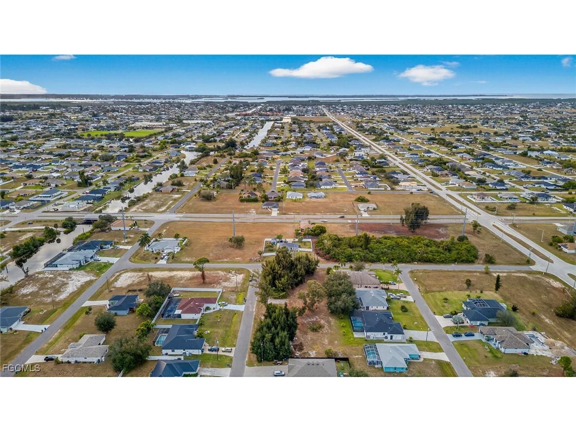 2251 SW 1st Street Cape Coral FL 33991 2026000471 image19