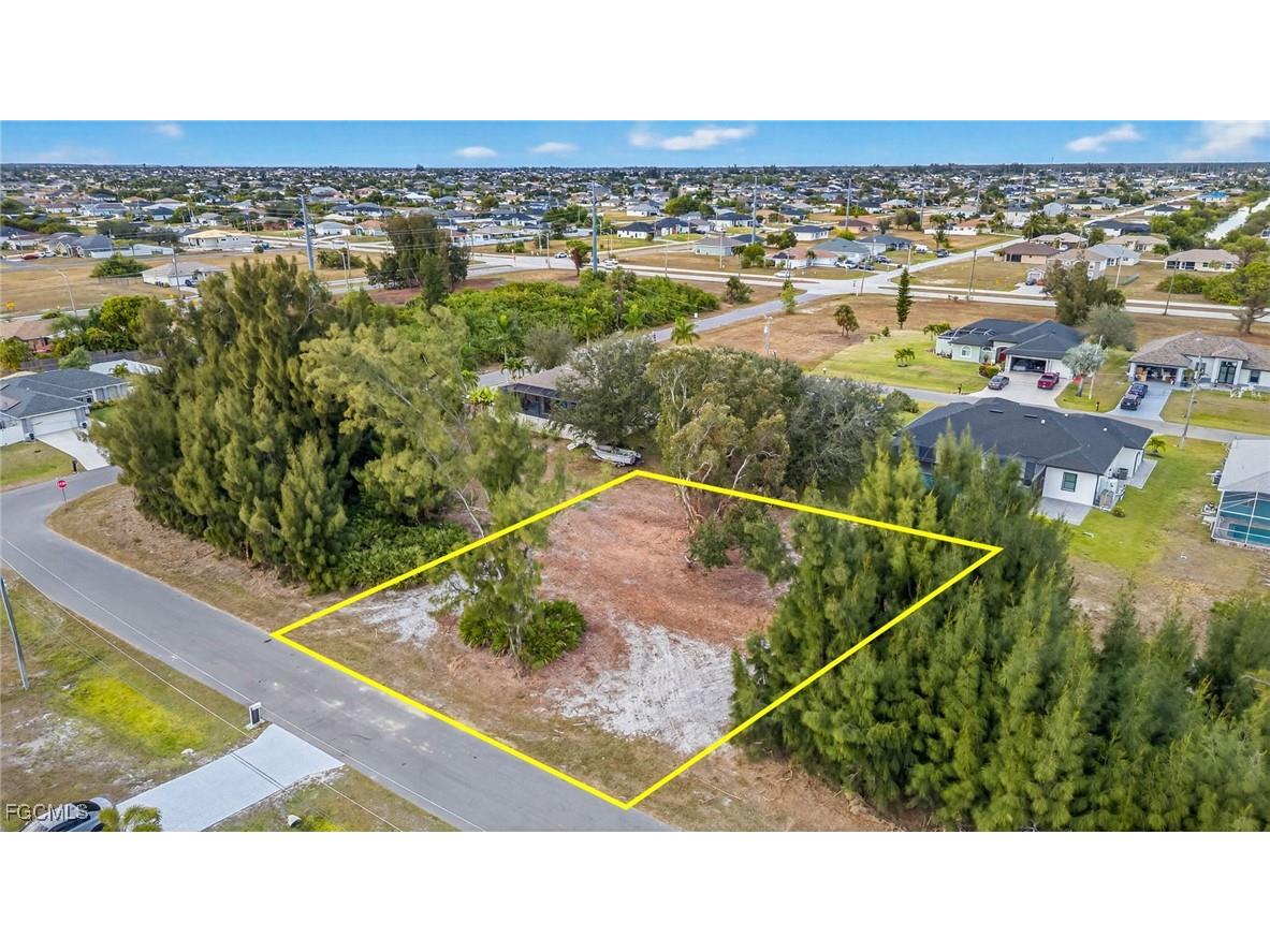 2251 SW 1st Street Cape Coral FL 33991 2026000471 image4